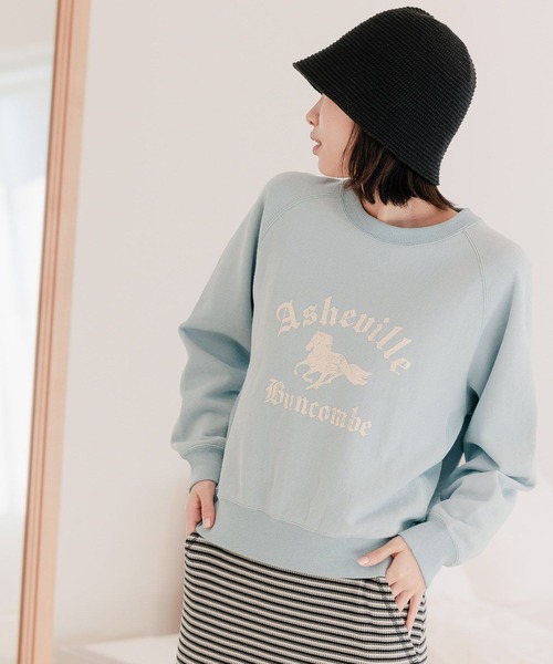 niko and...(ニコアンド)の「ヴィンテージライクアソートロゴプルオーバー(Tシャツ/カットソー・レディース・イエロー/ネイビー/ライトグレー/サックスブルー・MEDIUM/LARGE)」の3枚目の写真