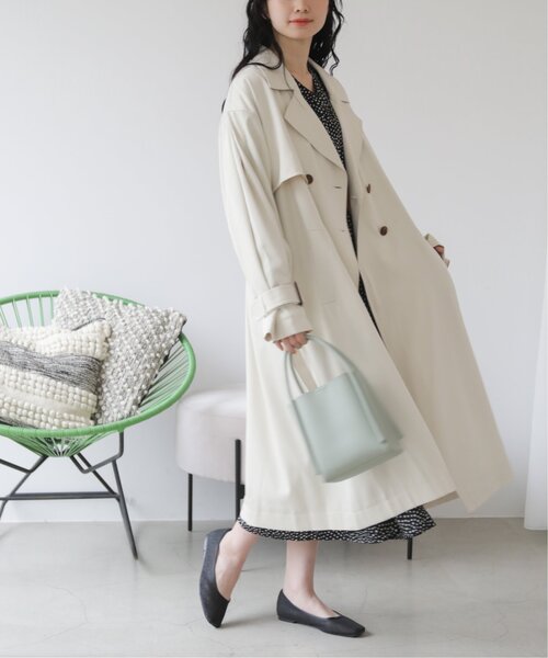 RAY CASSIN(レイカズン)の「M/L シアーフラットシューズ(バレエシューズ・レディース・ブラック/キナリ・MEDIUM/LARGE)」の5枚目の写真