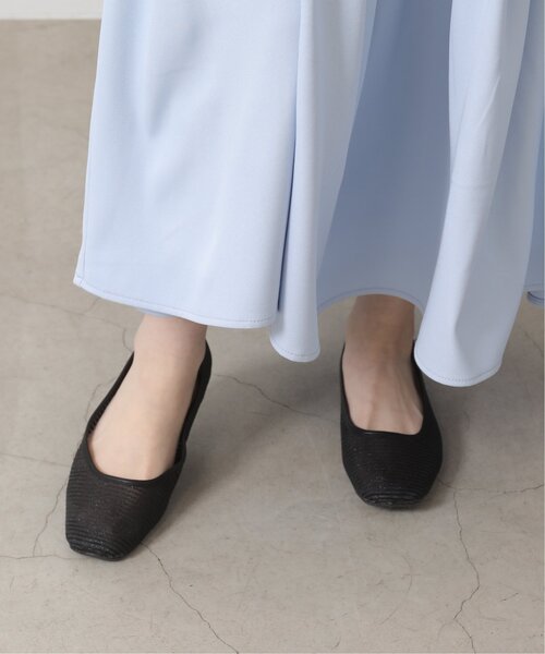 RAY CASSIN(レイカズン)の「M/L シアーフラットシューズ(バレエシューズ・レディース・ブラック/キナリ・MEDIUM/LARGE)」の10枚目の写真