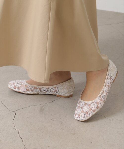 RAY CASSIN(レイカズン)の「M/L シアーフラットシューズ(バレエシューズ・レディース・ブラック/キナリ・MEDIUM/LARGE)」の13枚目の写真