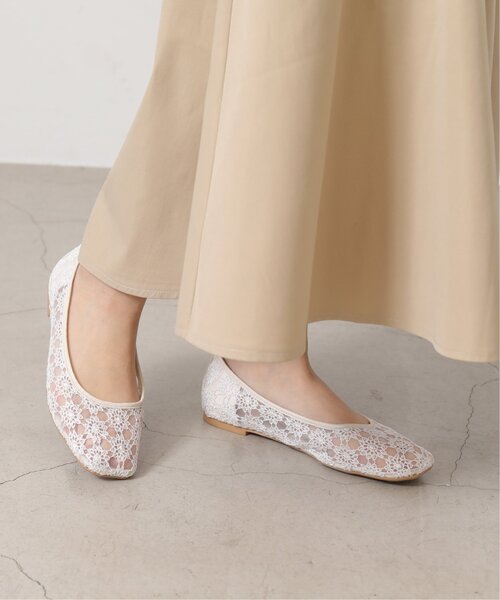 RAY CASSIN(レイカズン)の「M/L シアーフラットシューズ(バレエシューズ・レディース・ブラック/キナリ・MEDIUM/LARGE)」の14枚目の写真