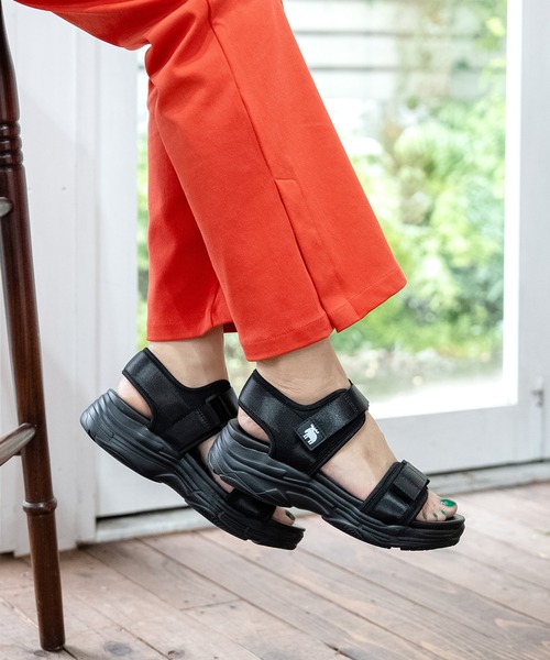 moz（モズ）の「moz(モズ) ロゴ入り厚底クッションスポーツサンダル（サンダル・レディース・ブラック/カーキ/ベージュ・M/S/L/LL）」の19枚目の写真