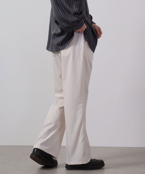 FUNALIVE（ファンアライブ）の「センタープレス ストレッチ カラーフレアパンツ（スラックス・メンズ・グリーン/モカ/ベージュ/ホワイト/サックスブルー/ブラック・XL/L/M）」の2枚目の写真