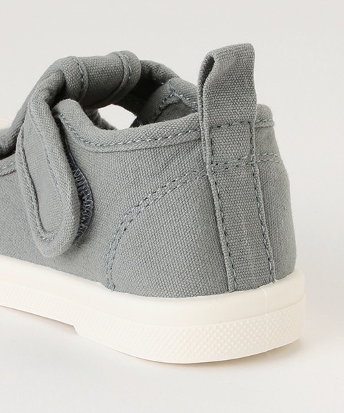 petit main（プティマイン）の「Tストラップスニーカー（スニーカー・キッズ・キナリ/カーキ・14cm/16cm/17cm/15cm）」の12枚目の写真