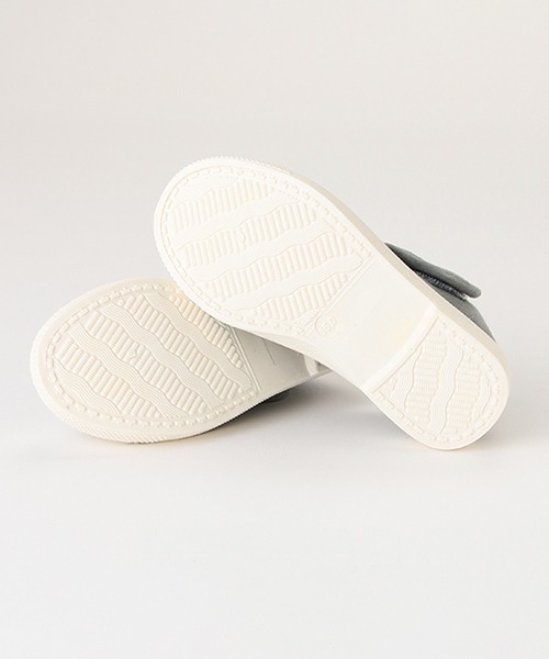 petit main（プティマイン）の「Tストラップスニーカー（スニーカー・キッズ・キナリ/カーキ・14cm/16cm/17cm/15cm）」の9枚目の写真