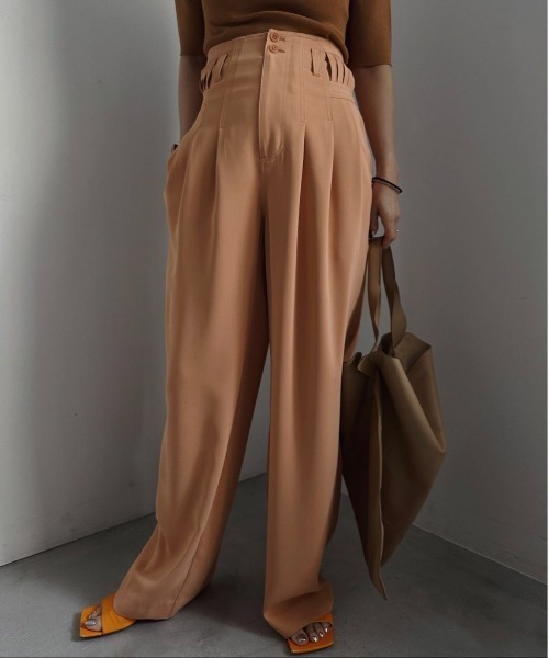Ameri（アメリ）の「BELT DETAIL STRAIGHT PANTS（スラックス