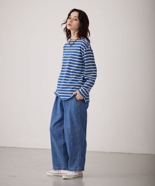 J.PRESS YORK STREET(ジェイプレスヨークストリート)の「【UNISEX】インディゴボーダーロングTシャツ(Tシャツ/カットソー・メンズ・グレー系1/ネイビー系1/サックスブルー系1・SMALL/MEDIUM/LARGE)」の4枚目の写真