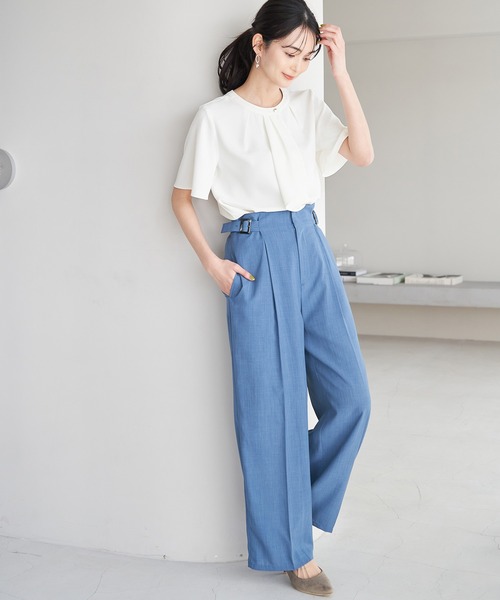 ボウタイフウタックハーフスリーブブラウス