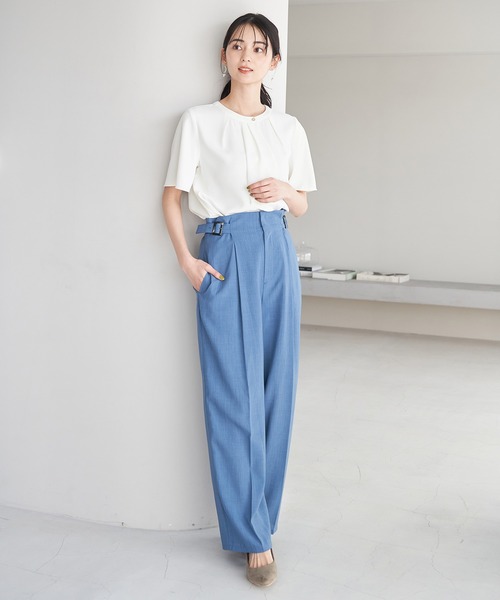 ボウタイフウタックハーフスリーブブラウス