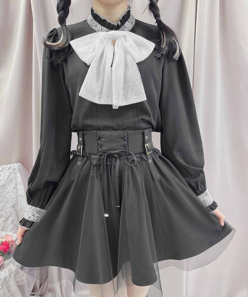 ROJITA（ロジータ）の「デコルテ開き配色リボンブラウス（シャツ/ブラウス・レディース・ブラック/ベージュ/ピンク・FREE）」の2枚目の写真