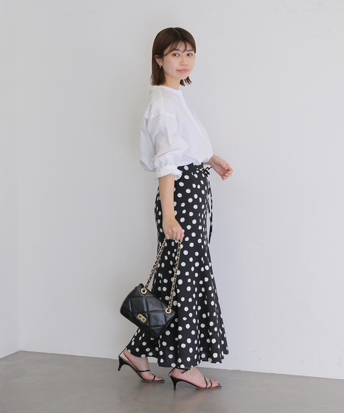 La TOTALITE（ラトータリテ）の「リネンバンドカラーシャツ（シャツ/ブラウス・レディース・ベージュ/ホワイト/ピンク・FREE）」の5枚目の写真