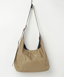 Mountain Mania（マウンテンマニア）の「Mountain Mania/マウンテンマニア　 エンブレムショルダーバッグ（ショルダーバッグ）」