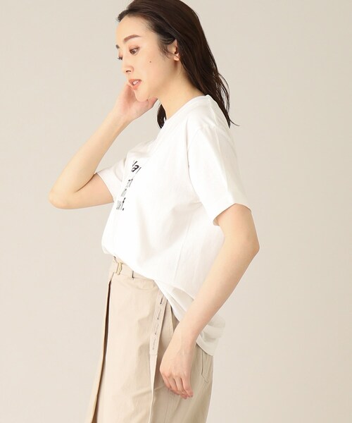 UNTITLED(アンタイトル)の「【WORLD for the World】タイポグラフィティロゴTシャツ(Tシャツ/カットソー・レディース・アイボリー/ブラック/ライトグリーン/ライトベージュ・00/02/04)」の14枚目の写真
