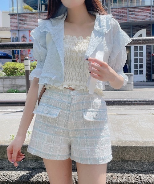 lilLilly（リルリリー）の「Babyシアーフリルフーディー