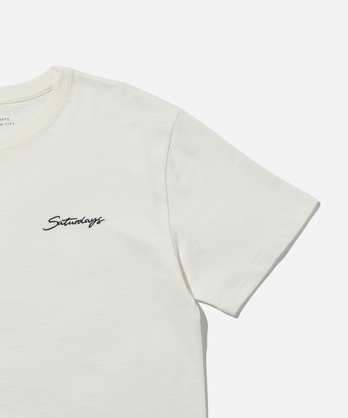 Saturdays NYC(サタデーズ ニューヨークシティ )の「Cotton Slub Script Ss Tee(Tシャツ/カットソー・メンズ・ベージュ/サックスブルー/ブラウン系その他2/オフホワイト・L/M/S/XL/X-SMALL)」の7枚目の写真