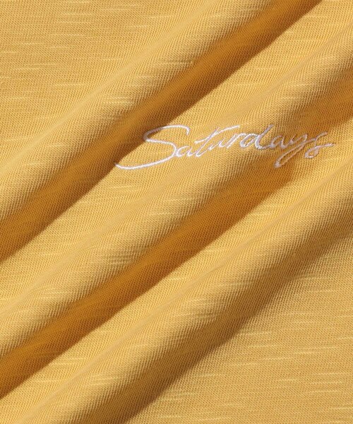 Saturdays NYC(サタデーズ ニューヨークシティ )の「Cotton Slub Script Ss Tee(Tシャツ/カットソー・メンズ・ベージュ/サックスブルー/ブラウン系その他2/オフホワイト・L/M/S/XL/X-SMALL)」の12枚目の写真