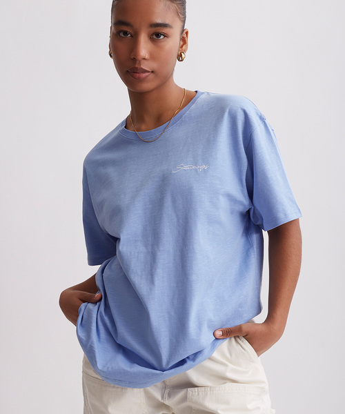 Saturdays NYC(サタデーズ ニューヨークシティ )の「Cotton Slub Script Ss Tee(Tシャツ/カットソー・メンズ・ベージュ/サックスブルー/ブラウン系その他2/オフホワイト・L/M/S/XL/X-SMALL)」の4枚目の写真