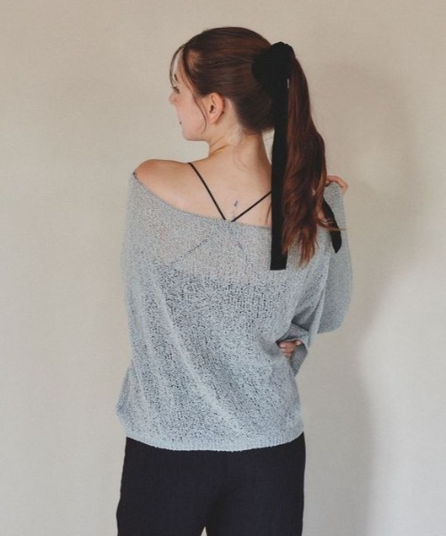 pomiii（ポミー）の「オフショルフレアスリーブニット（ニット/セーター・レディース・ベージュ/アイボリー/ミント/ラベンダー・FREE）」の5枚目の写真