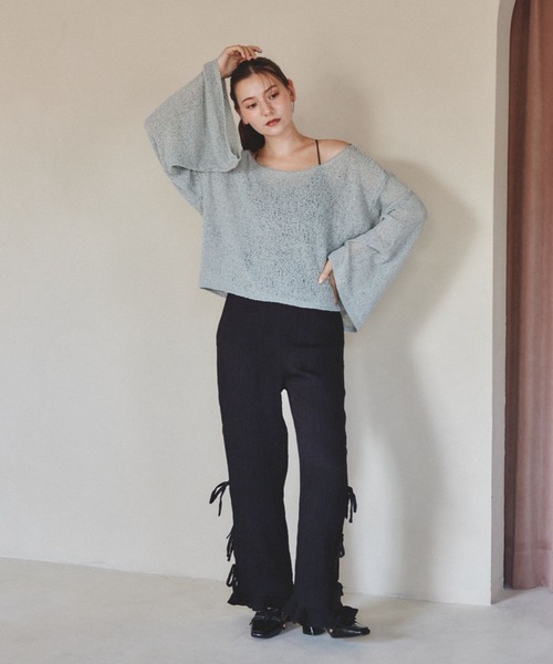 pomiii（ポミー）の「オフショルフレアスリーブニット（ニット/セーター・レディース・ベージュ/アイボリー/ミント/ラベンダー・FREE）」の6枚目の写真