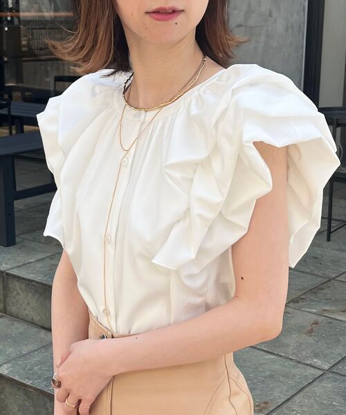 MAJESTIC LEGON（マジェスティックレゴン）の「バックリボンバルーンフリルブラウス（シャツ/ブラウス・レディース・ブラック/オフホワイト/ベージュ系その他2/ブルー系その他2・MEDIUM）」の14枚目の写真