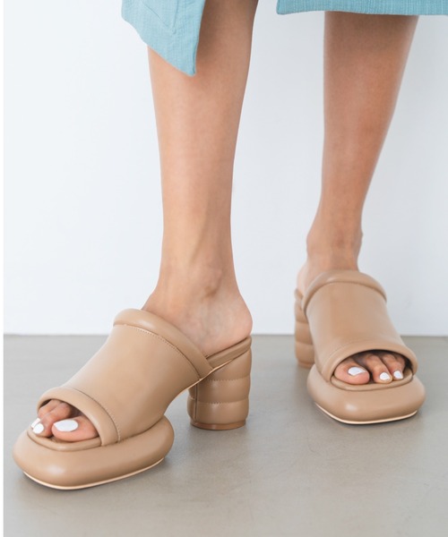 ALEXIA STAM（アリシアスタン）の「Volume Sole Sandals /ボリュームソールサンダル（サンダル・レディース・ベージュ/カーキ/ホワイト・S/L/M）」の4枚目の写真