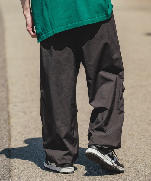 improves(インプローブス)の「【UAU】裏メッシュ 撥水 ワイドイージー パラシュートパンツ(その他パンツ・メンズ・カーキ/パープル/ブラック/ホワイト・LARGE/MEDIUM)」の13枚目の写真