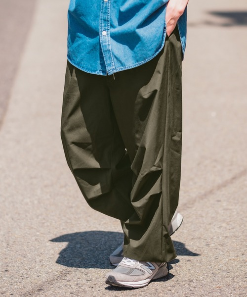 improves(インプローブス)の「【UAU】裏メッシュ 撥水 ワイドイージー パラシュートパンツ(その他パンツ・メンズ・カーキ/パープル/ブラック/ホワイト・LARGE/MEDIUM)」の17枚目の写真