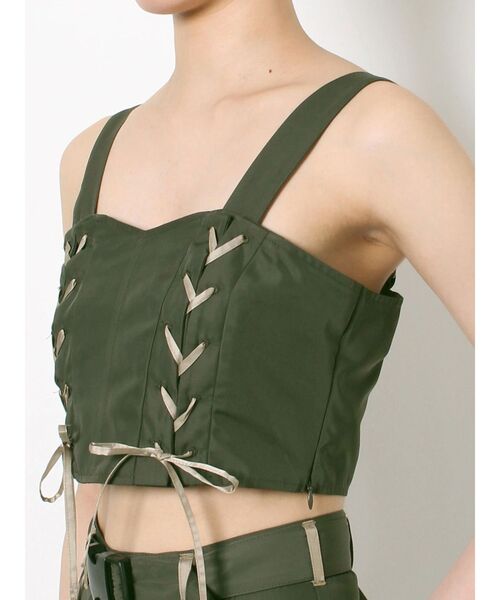 EVRIS（エヴリス）の「エッジデザインビスチェトップス【セットアップ着用可能】（キャミソール・レディース・ブラック/ブルー/カーキ・FREE）」の22枚目の写真