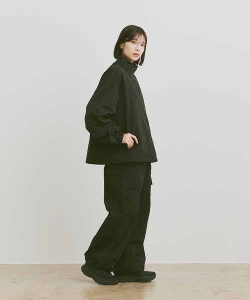 flaner（フラネ）の「Loose military nylon blouson / ルーズミリタリーナイロンブルゾン（ブルゾン・レディース・ブラック/ベージュ/チャコールグレー・LARGE/MEDIUM）」の12枚目の写真