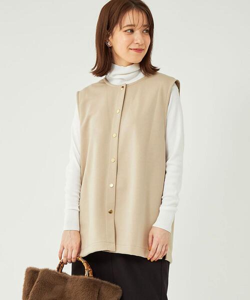 green label relaxing（グリーンレーベルリラクシング）の「Vネック