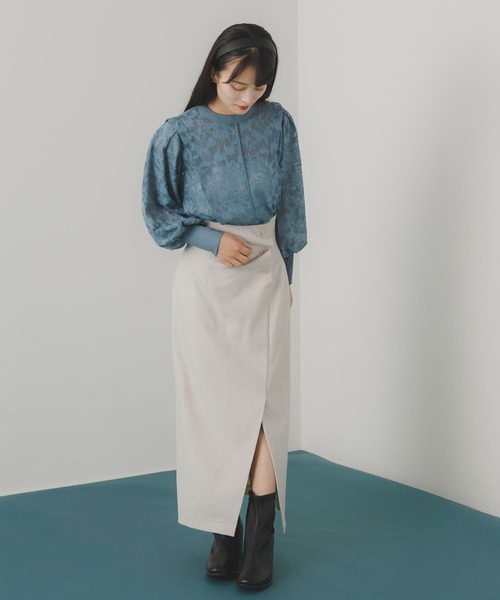 SENSE OF PLACE by URBAN RESEARCH（センスオブプレイスバイアーバンリサーチ）の「ジャガードブラウス（シャツ/ブラウス・レディース・ベージュ/ブラック/ブルー/オフホワイト・ONE）」の9枚目の写真