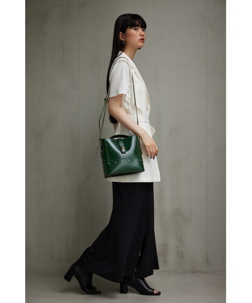 AZUL by moussy（アズールバイマウジー）の「スタッズトートバッグ（トートバッグ・レディース・ダークグリーン/ブラック・FREE）」の19枚目の写真