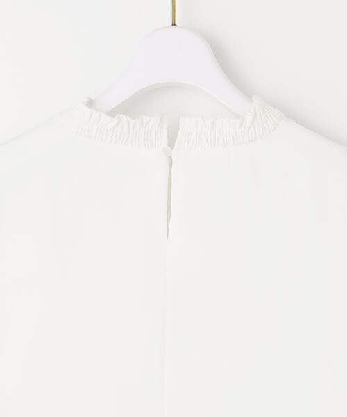 ANY SIS(エニィスィス)の「【美人百花10月号掲載】ハイネックシャーリング ブラウス(Tシャツ/カットソー・レディース・ホワイト系・2)」の14枚目の写真