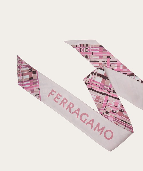 FERRAGAMO（フェラガモ）の「バンドゥ（バンダナ/スカーフ・レディース・ライトピンク・ONE SIZE）」の3枚目の写真