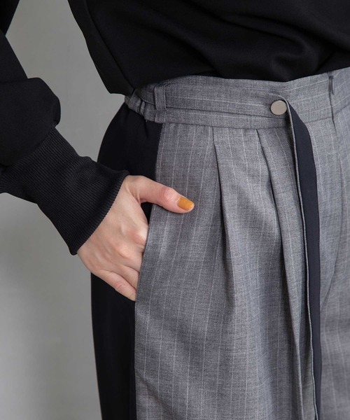 MARECHAL TERRE(マルシャルテル)の「バイカラータックパンツ(その他パンツ・レディース・グレー系その他/ブラック/ブラウン/チャコールグレー・MEDIUM/SMALL)」の12枚目の写真