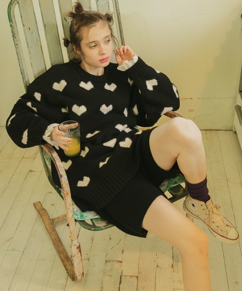 forksy.(フォルクシー)の「【forksy.】オーバーサイズリバーシブルハートニットプルオーバー(ニット/セーター・レディース・グレー/ブラック/ネイビー/アイボリー/ブルー・FREE)」の13枚目の写真