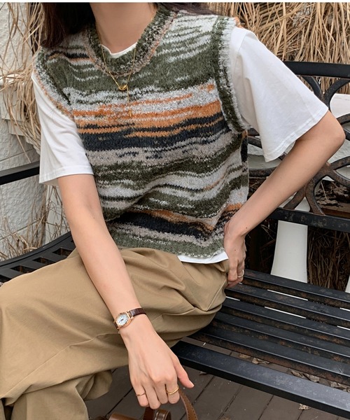 ABITOKYO（アビトーキョー）の「グラデーションマルチウェイボーダーニットベスト（ベスト・レディース・グリーン系その他/ブルー系その他/オレンジ系その他・FREE）」の12枚目の写真