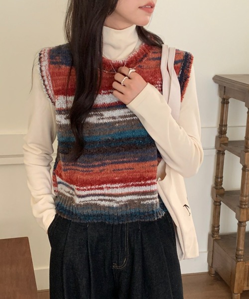 ABITOKYO（アビトーキョー）の「グラデーションマルチウェイボーダーニットベスト（ベスト・レディース・グリーン系その他/ブルー系その他/オレンジ系その他・FREE）」の11枚目の写真