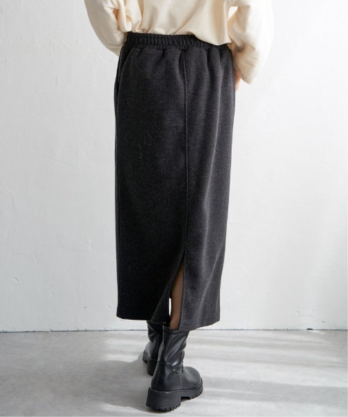 LBC(エルビーシー)の「圧縮ジャージIラインスカート(スカート・レディース・ダークブラウン/チャコールグレー/ベージュ・M)」の6枚目の写真