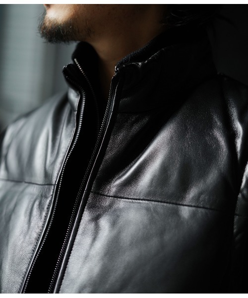 EMMETI（エンメティ）の「EMMETI / エンメティ：別注 ISE -0.5mm-：ONLYARK-0-1040[MUS]（ダウンベスト・メンズ・ブラック系その他/スミクロ・54/52/48/50）」の14枚目の写真