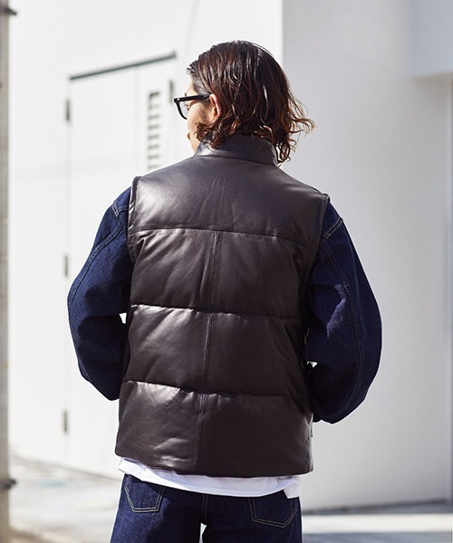 EMMETI（エンメティ）の「EMMETI / エンメティ：別注 ISE -0.5mm-：ONLYARK-0-1040[MUS]（ダウンベスト・メンズ・ブラック系その他/スミクロ・54/52/48/50）」の21枚目の写真