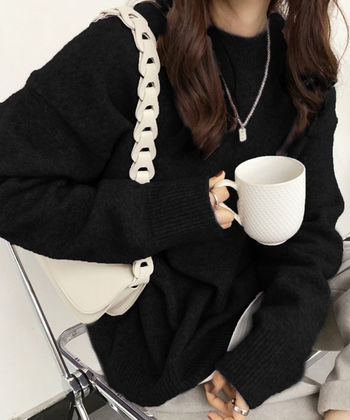 Doula Doula（ドゥーラドゥーラ）の「オーバーサイズニット（ニット/セーター・レディース・イエロー/ベージュ/キャメル/パープル/ブラック/ネイビー・FREE）」の2枚目の写真