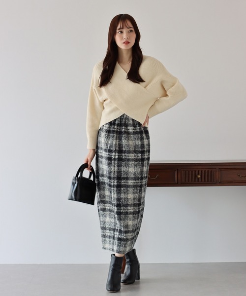 BLUEEAST（ブルーイースト）の「プードルファータイトスカート（スカート・レディース・ブラウン/ブラック/ブルー・MEDIUM）」の10枚目の写真