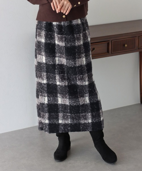 BLUEEAST（ブルーイースト）の「プードルファータイトスカート（スカート・レディース・ブラウン/ブラック/ブルー・MEDIUM）」の13枚目の写真