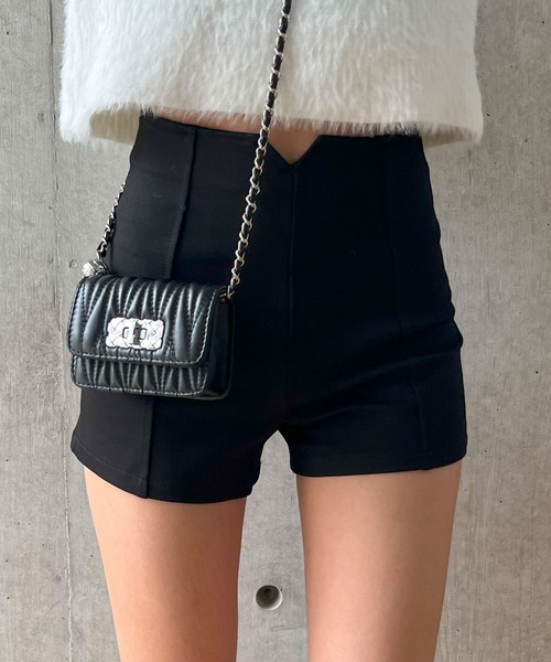 GLAMOROUS JANE（グラマラスジェーン）の「ハイウエストショートパンツ（その他パンツ・レディース・ブラック・S/M）」の11枚目の写真