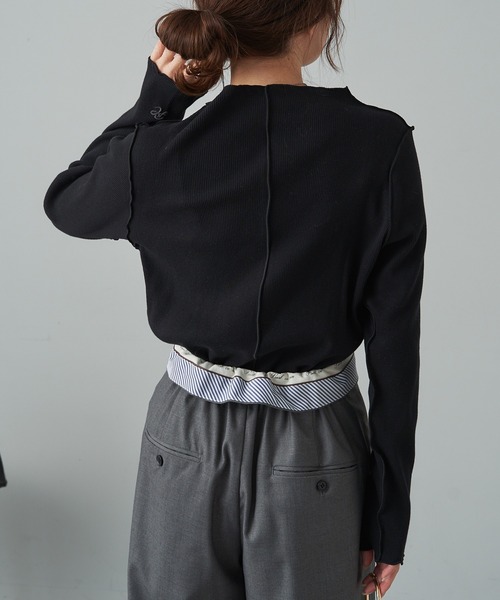 PUAL CE CIN（ピュアルセシン）の「ウエスト折り返しデザインタックワイドパンツ（スラックス・レディース・ブラック/グレー・FREE）」の3枚目の写真