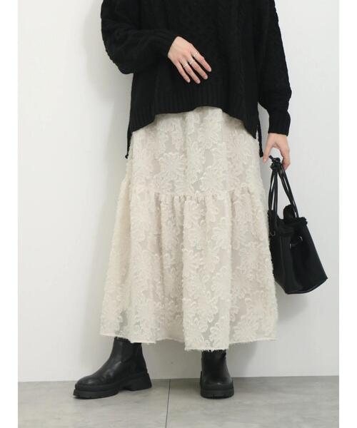 Samansa Mos2 blue（サマンサモスモスブルー）の「フェザー切替スカート（スカート・レディース・グレー/ブラック/キナリ・F）」の2枚目の写真