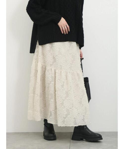 Samansa Mos2 blue（サマンサモスモスブルー）の「フェザー切替スカート（スカート・レディース・グレー/ブラック/キナリ・F）」の16枚目の写真