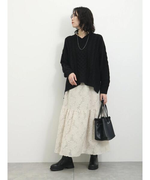 Samansa Mos2 blue（サマンサモスモスブルー）の「フェザー切替スカート（スカート・レディース・グレー/ブラック/キナリ・F）」の18枚目の写真