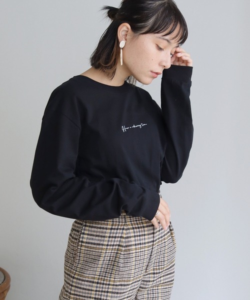 HER CLOSET（ハークローゼット）の「 【HER CLOSET】WEB限定カリグラフィーロゴロンT 新色追加 WEB LIMITED CALLIGRAPHY LOGO LONG TEE NEW COLOR（Tシャツ/カットソー・レディース・オフホワイト/ブラック/杢グレー・M/S/L）」の11枚目の写真